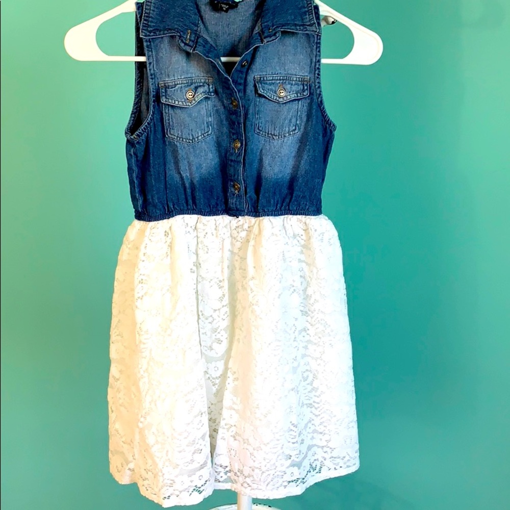 Lilt sleeveless chambray and white lace dress sz10